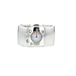 Tahitian Pearl Jewelry, Tahitan Pearls, Tahiti, Luxury Pearl Jewelry, Pearl Ring, Pearl Bracelet, Pearl Earrings, Pearl Necklace, Keshi, ring keshi, vermeil ring. Constellation Silver Keshi Ring