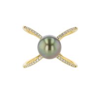 XO Diamond Pearl Ring Yellow Gold, X Diamond Pearl Ring Yellow Gold, Tahitian Pearl Jewelry, Tahitan Pearls, Tahiti, Luxury Pearl Jewelry, Pearl Ring, Pearl Bracelet, Pearl Earrings, Pearl Necklace