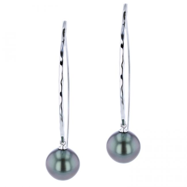 Tahitian Pearl Jewelry, Tahitan Pearls, Tahiti, Luxury Pearl Jewelry, Pearl Ring, Pearl Bracelet, Pearl Earrings, Pearl Necklace, Pearl Diamond , Long Hammered Hook White Gold, yellow gold, Earrings