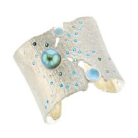 Oceania Cuff with Paraiba Tourmalines, , Diamonds Tahitian Pearl Gold Jewelry bracelet de Perles de Tahiti or bijoux