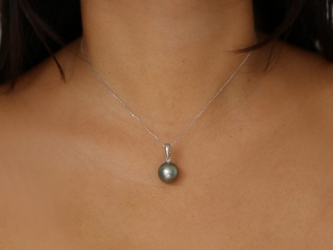 Tahitian Pearl Jewelry, Tahitan Pearls, Tahiti, Luxury Pearl Jewelry, Pearl Ring, Pearl Bracelet, Pearl Earrings, Pearl Necklace