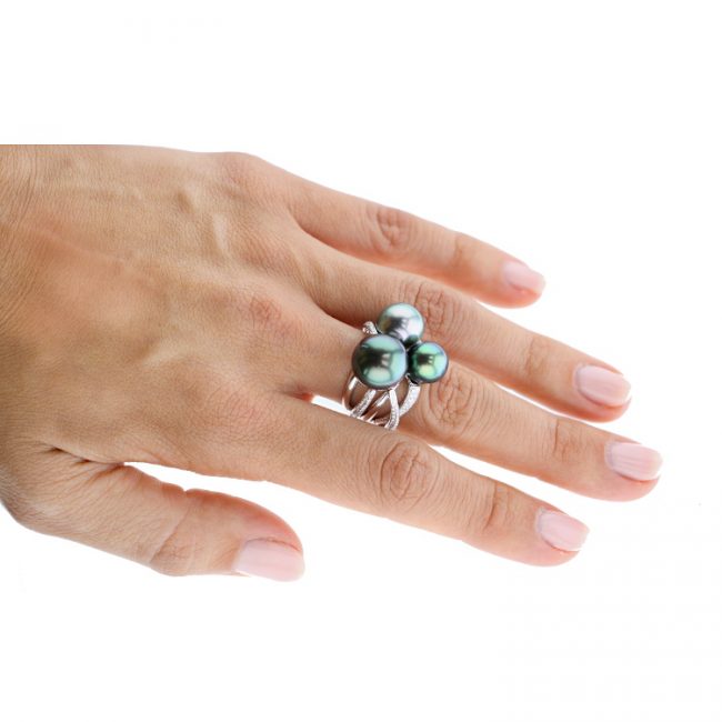 Tahitian Pearl Jewelry, Tahitan Pearls, Tahiti, Luxury Pearl Jewelry, Pearl Ring, Pearl Bracelet, Pearl Earrings, Pearl Necklace